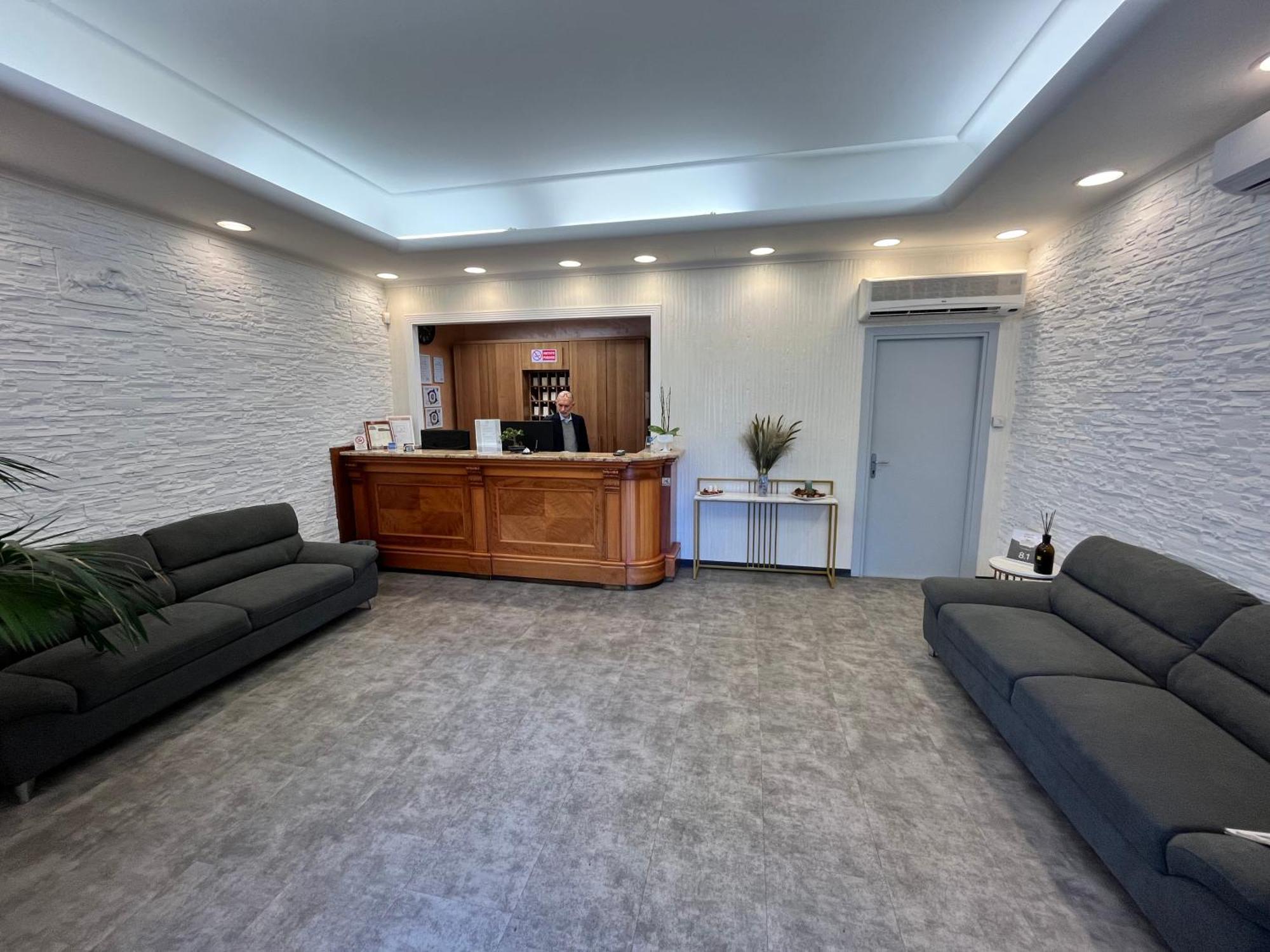 Eh Suites Rome Airport Euro House Hotels Фьюмичино Экстерьер фото